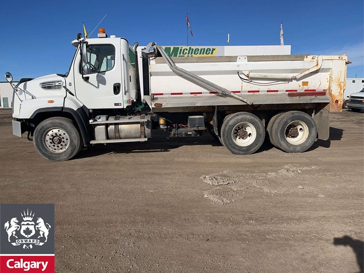 2016-freightliner-114sd-image-6