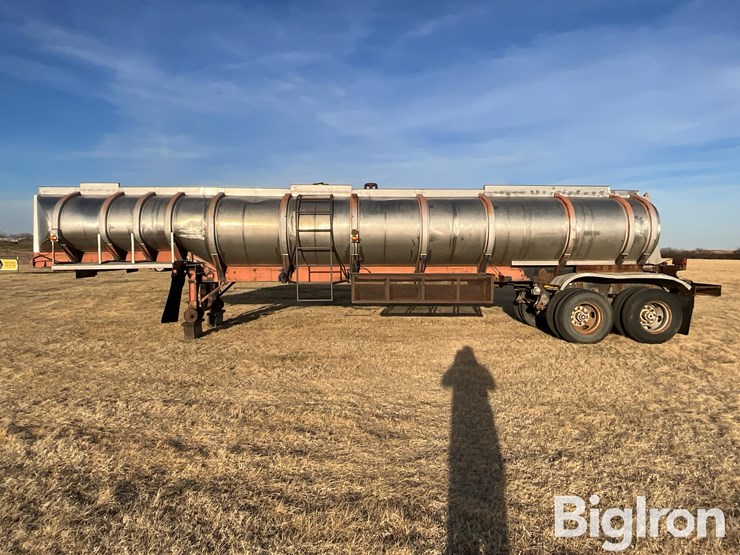 1960-fruehauf-trailer-image-8