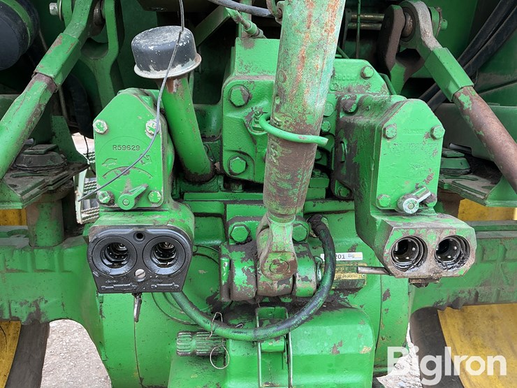 john-deere-4430-image-12