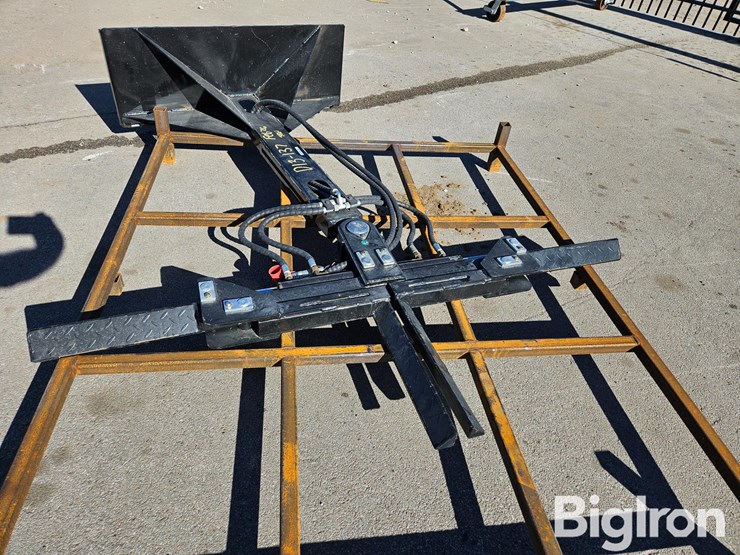 2026-massey-ferguson-730-image-2