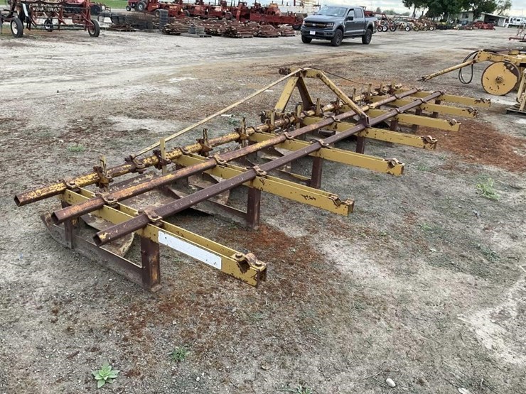 marvin-3-pt-6-row-30"-bed-shaper-image-5