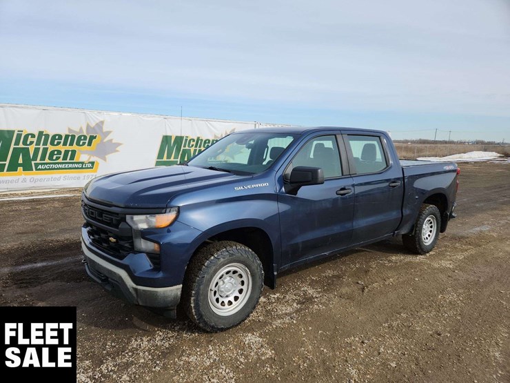 2022-chevrolet-silverado-1500-image-1