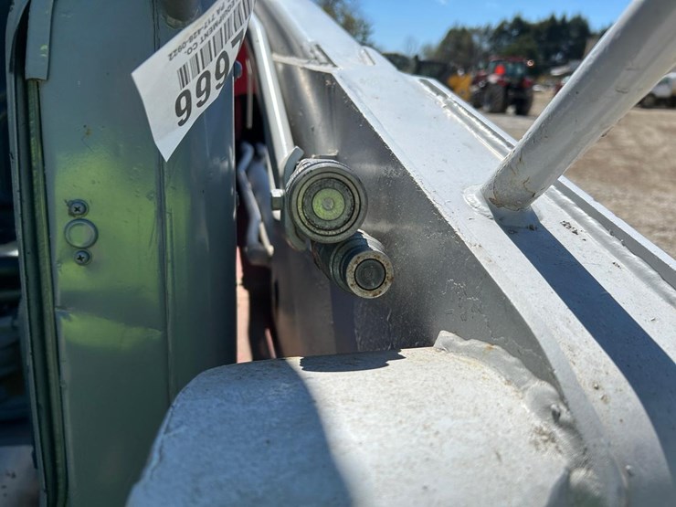 takeuchi-tl140-image-11