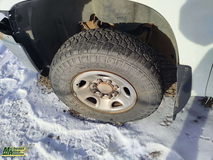 2009-gmc-sierra-2500hd-image-6