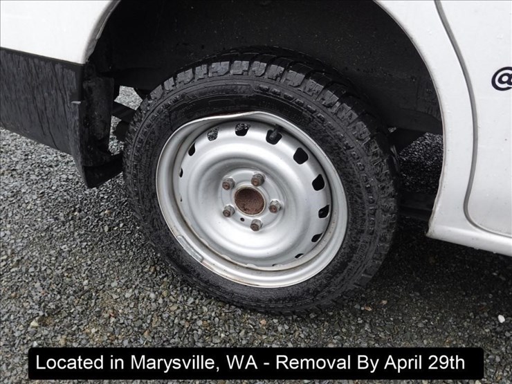 2020-nissan-nv200-image-13