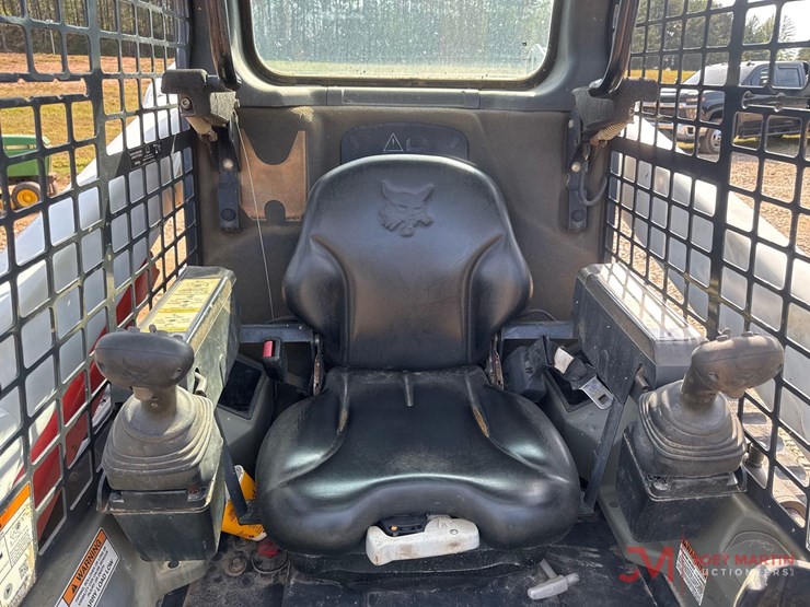 2019-bobcat-t630-image-15