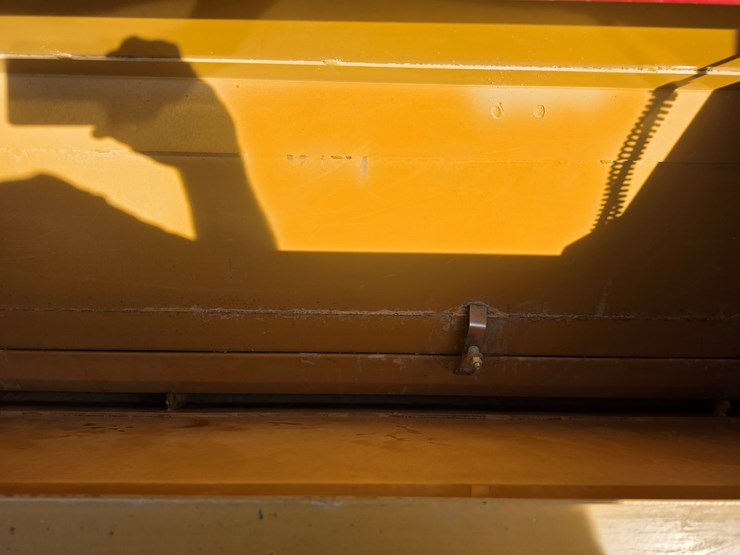 2022-haybuster-107c-image-11