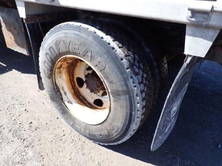 2016-ford-f650-image-42