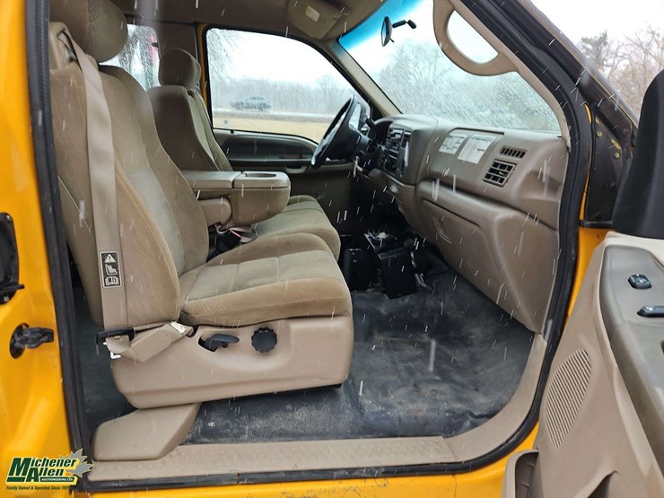 2002-ford-f350-image-21