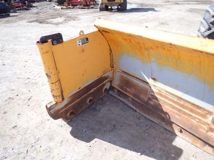 2014-new-holland-t4.75-image-31