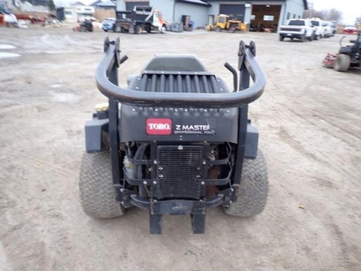 2016-toro-z-master-professional-7000-zero-turn-722-image-6