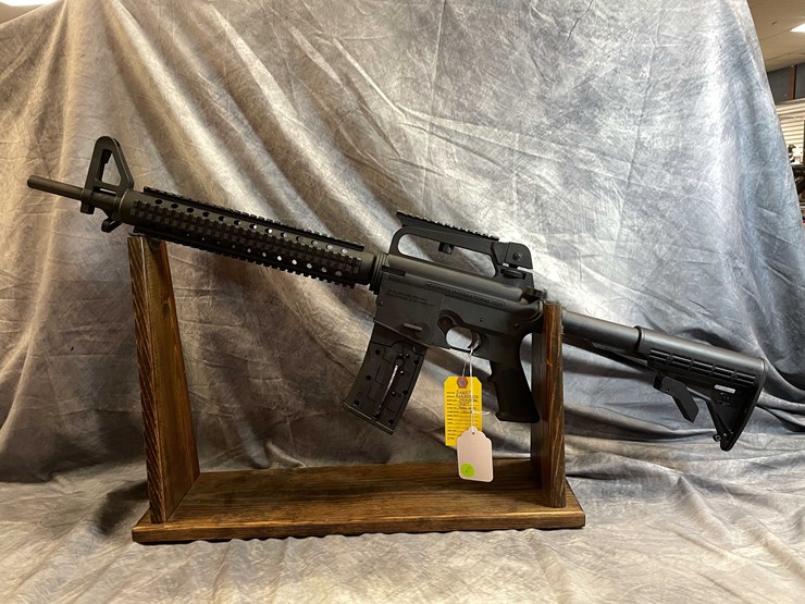 #10069-•-mossberg-715t,-22-lr-semi-auto-rifle,-sn:-elg3434270-image-10