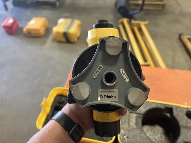 spectra-al28m-automatic-laser-level-image-4