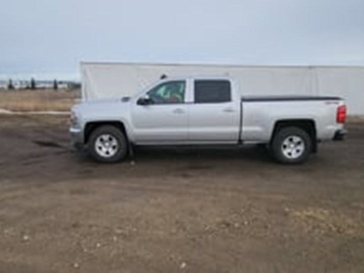 2018-chevrolet-silverado-1500-image-5