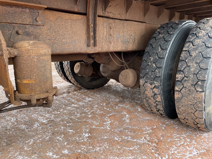 1991-international-4900-image-16