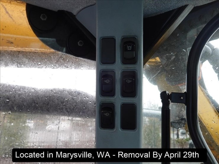 2012-new-holland-t6030-plus-image-18