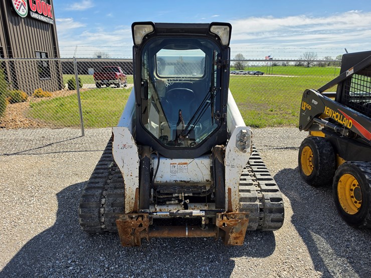 2019-bobcat-t770-image-2