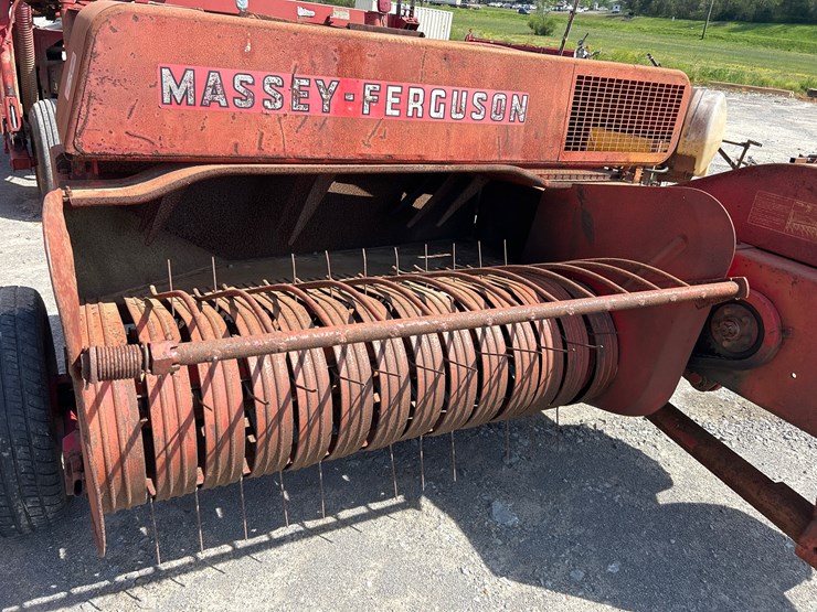 massey-ferguson-10-image-6