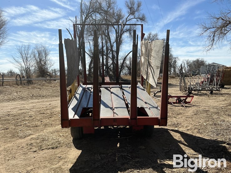 new-holland-1032-image-6