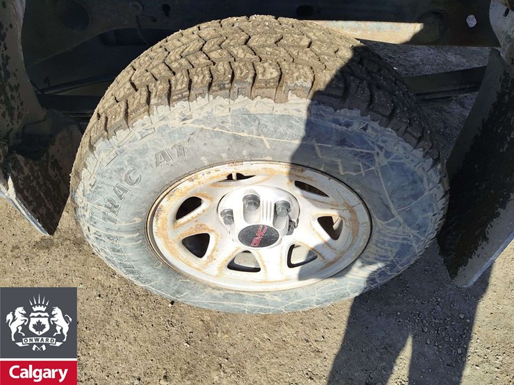 2016-gmc-sierra-1500-image-10