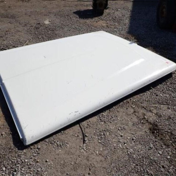ARE 7 Ft Tonneau Cover