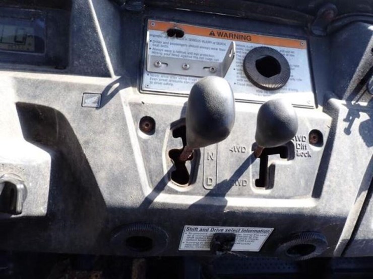 2016-pioneer-4x4-image-14