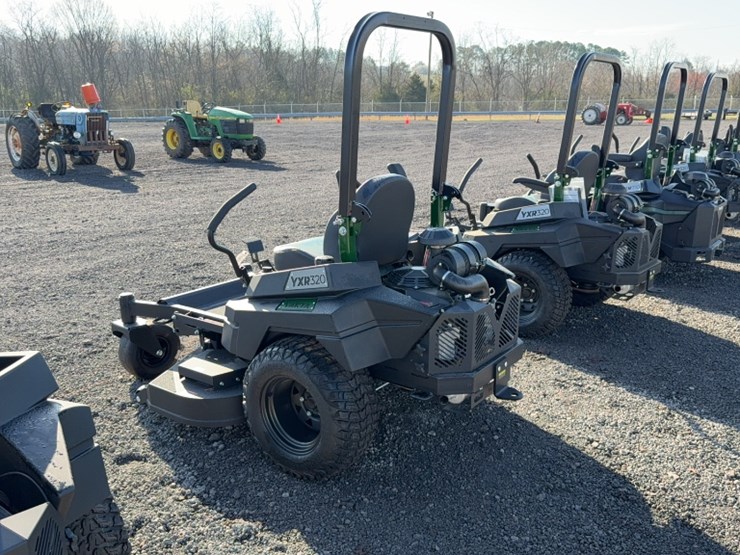 #4047-•-yakta-yxr-320-zero-turn-mower-image-10