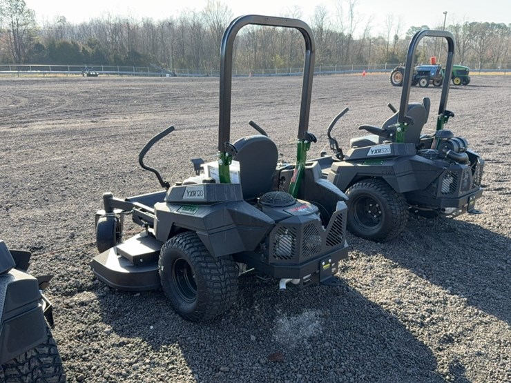 #4035-•-yakta-yxr-120-zero-turn-mower-image-10