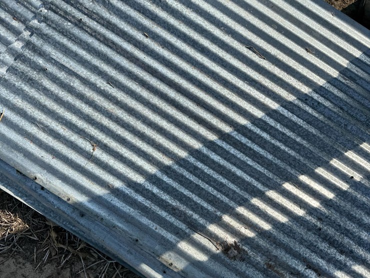 wire-gates-&-barn-tin-image-15