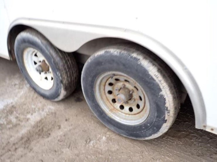 2015-lgs-24-ft-t/a-enclosed-trailer-53bpteb21ha028-image-17