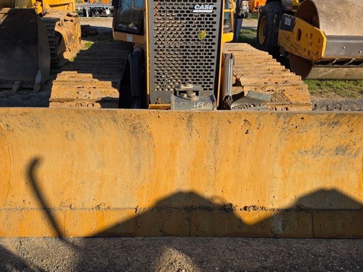 2013-case-850m-image-47