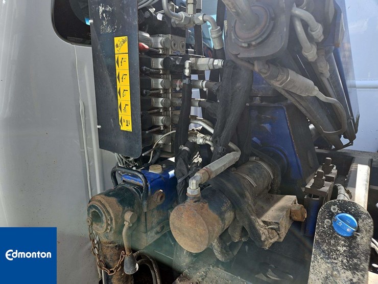 2014-ford-f350-image-46