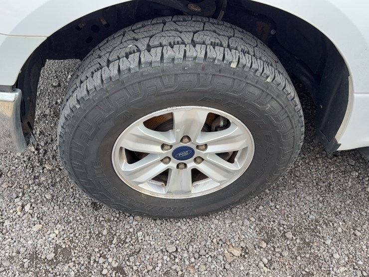 2016-ford-f150-image-15