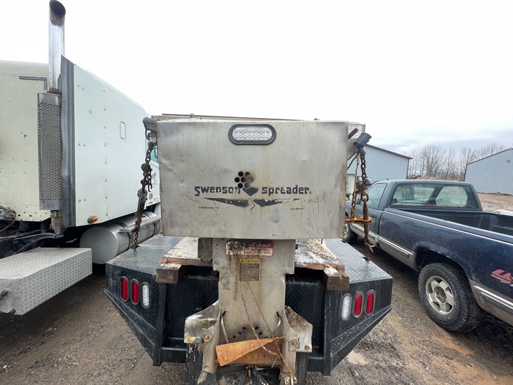 2013-ford-f350-image-23