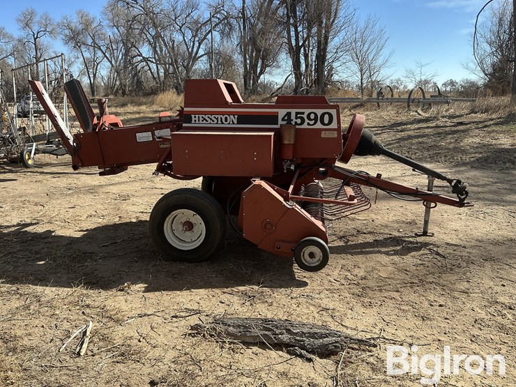 1993-hesston-4590-image-4