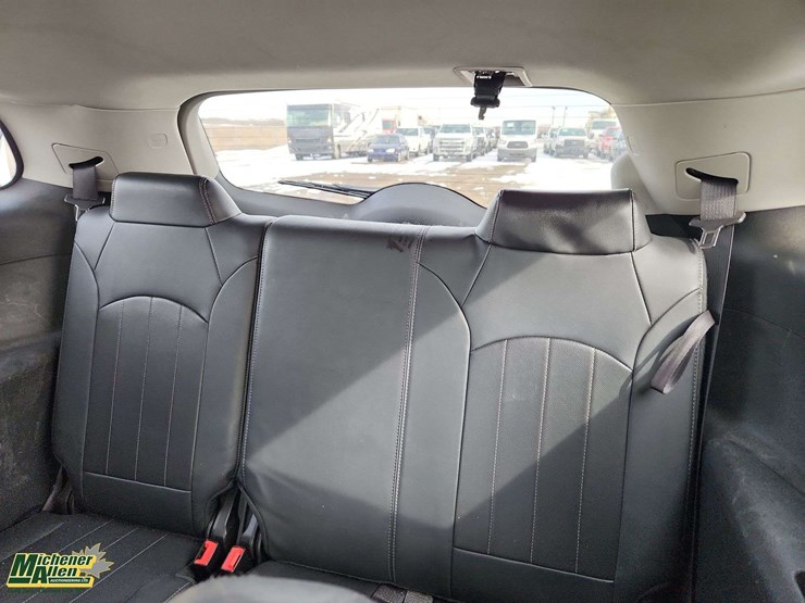 2017-buick-enclave-image-19