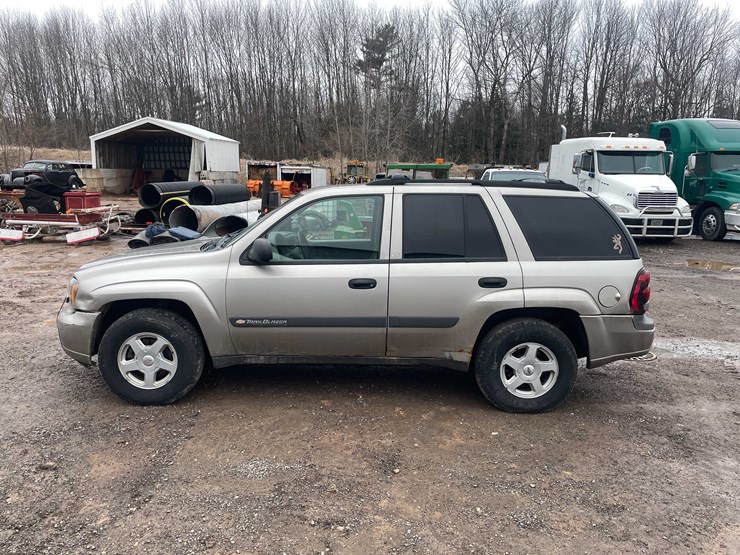 2003-chevrolet-trailblazer-image-8
