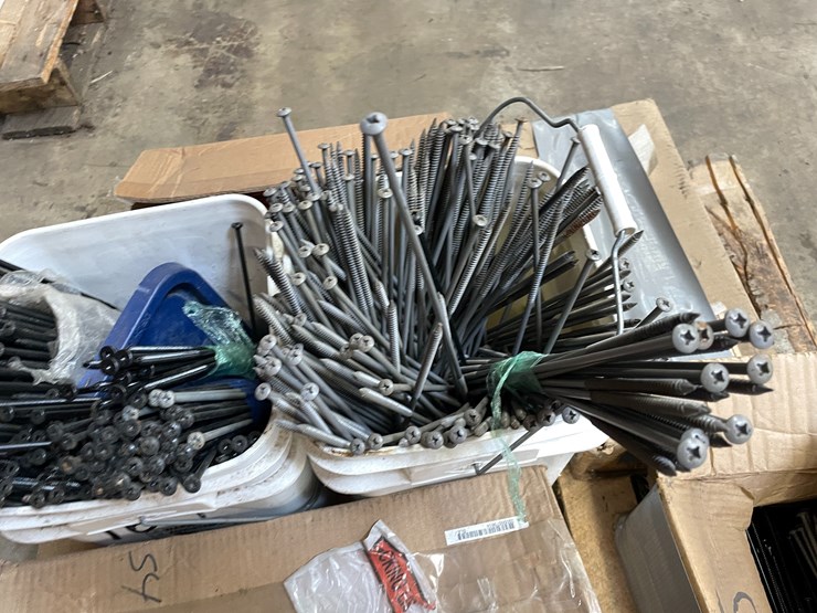 #2528-•-pallet-of-insulation-screws-(columbia-heights,-mn)-image-6