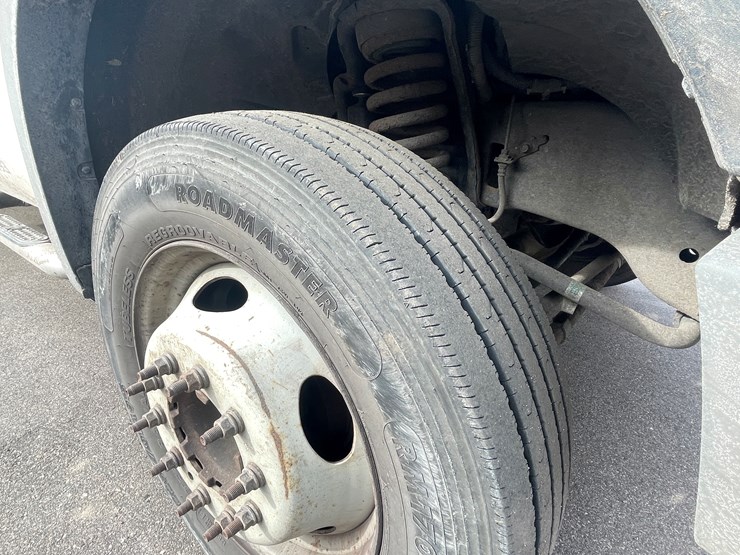 2009-ford-f550-image-29