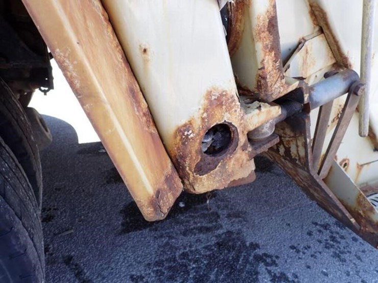 2017-western-star-4700sb-image-82