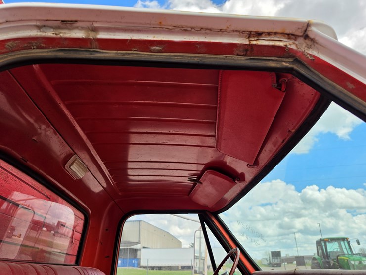 1972-chevrolet-c50-image-5