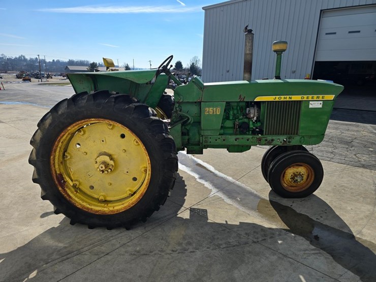 1967-john-deere-2510-image-11