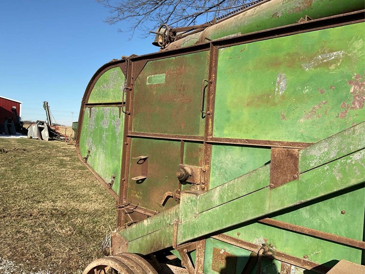 john-deere-threshing-machine-with-hart-feeder-image-30