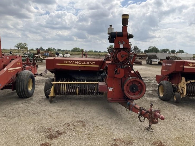 new-holland-515-image-2