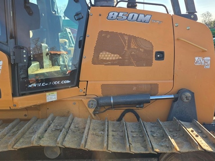 2013-case-850m-image-32