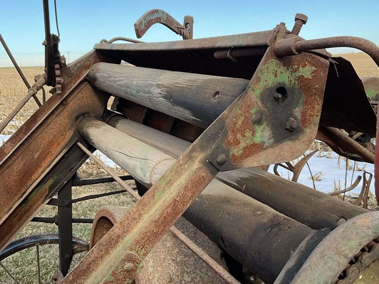 john-deere-8-image-11