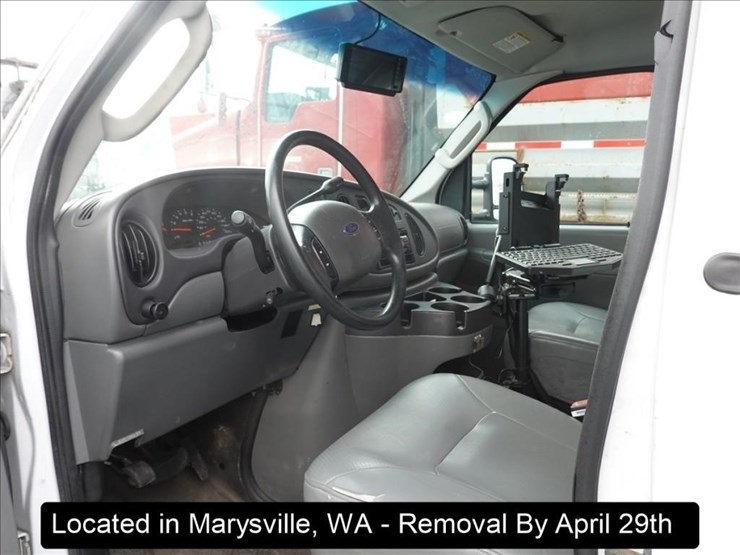 2007-ford-e250-image-18