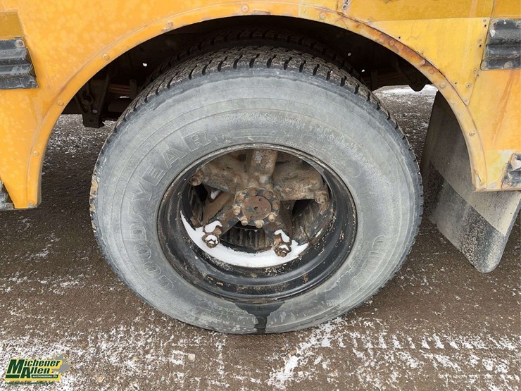 1997-international-3800-image-10