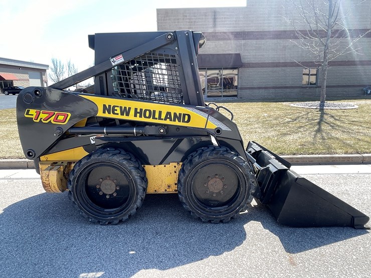 2006-new-holland-l170-image-4