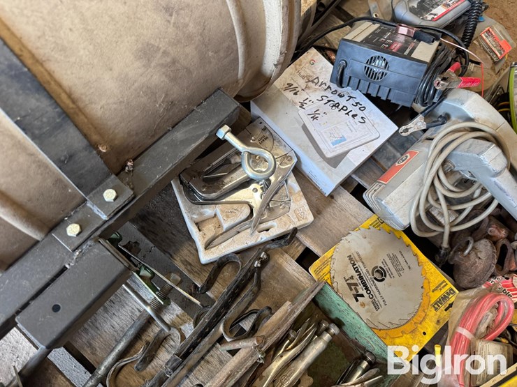 shop/farm-supplies-image-19